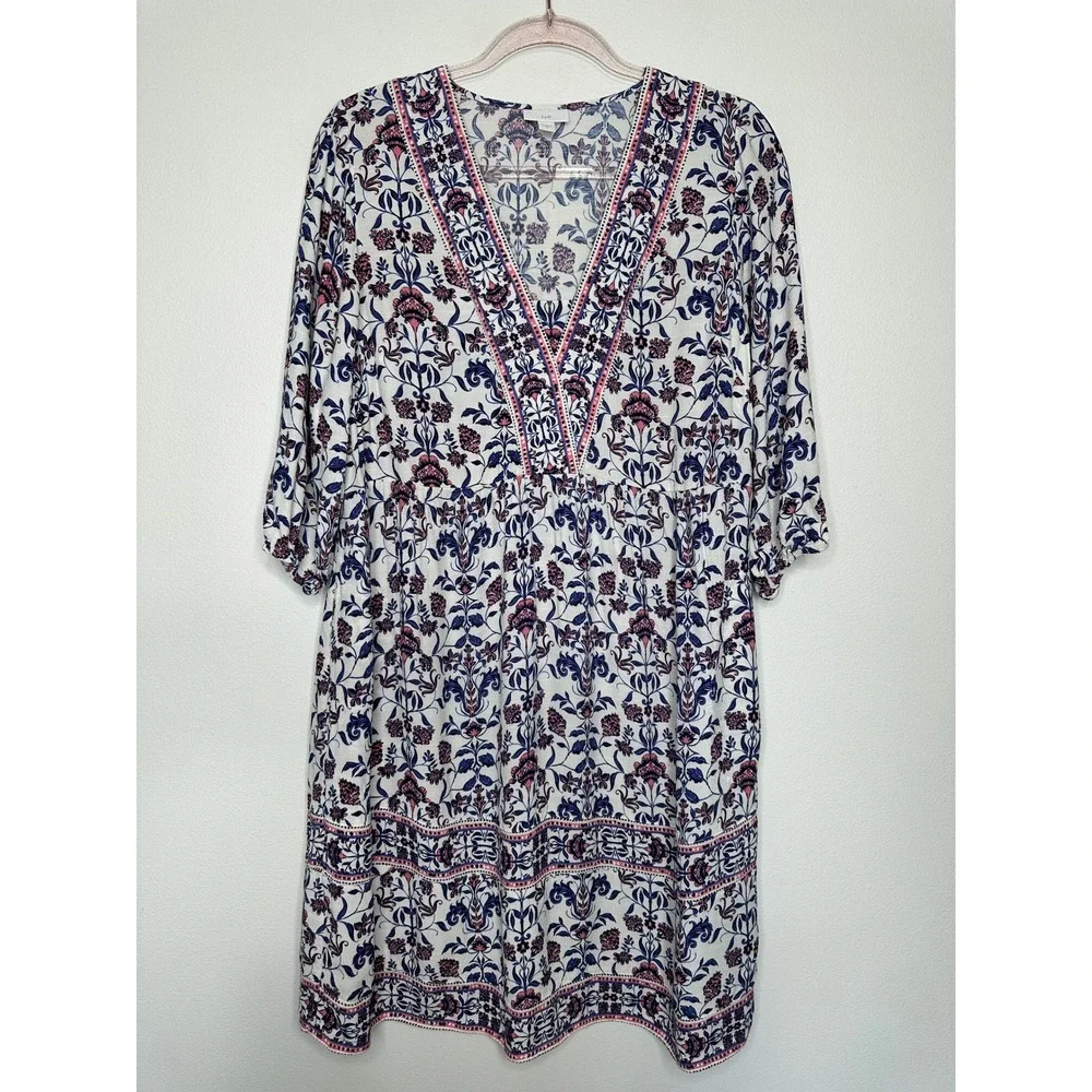J Jill Floral V-Neck Empire Waist Dress Size M Floral White Blue Pockets Boho